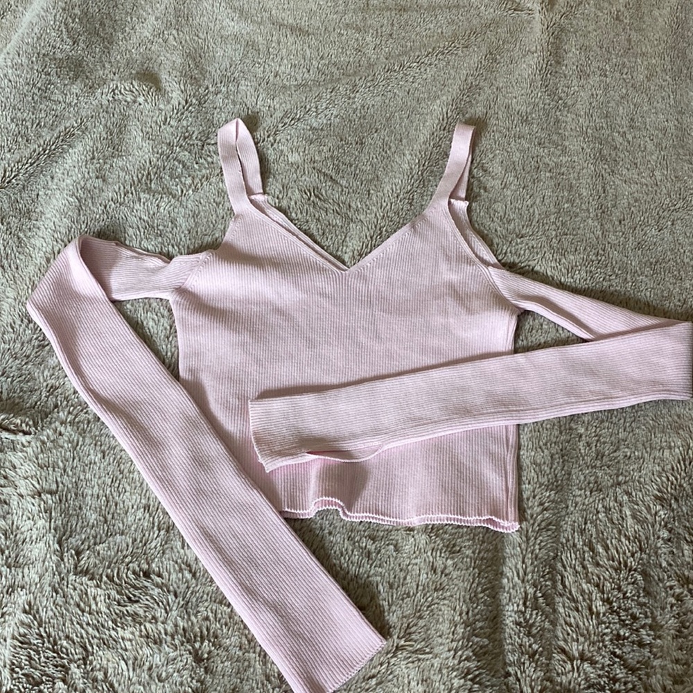 Zara pink crop top long sleeves with shoulder and thumb cut out